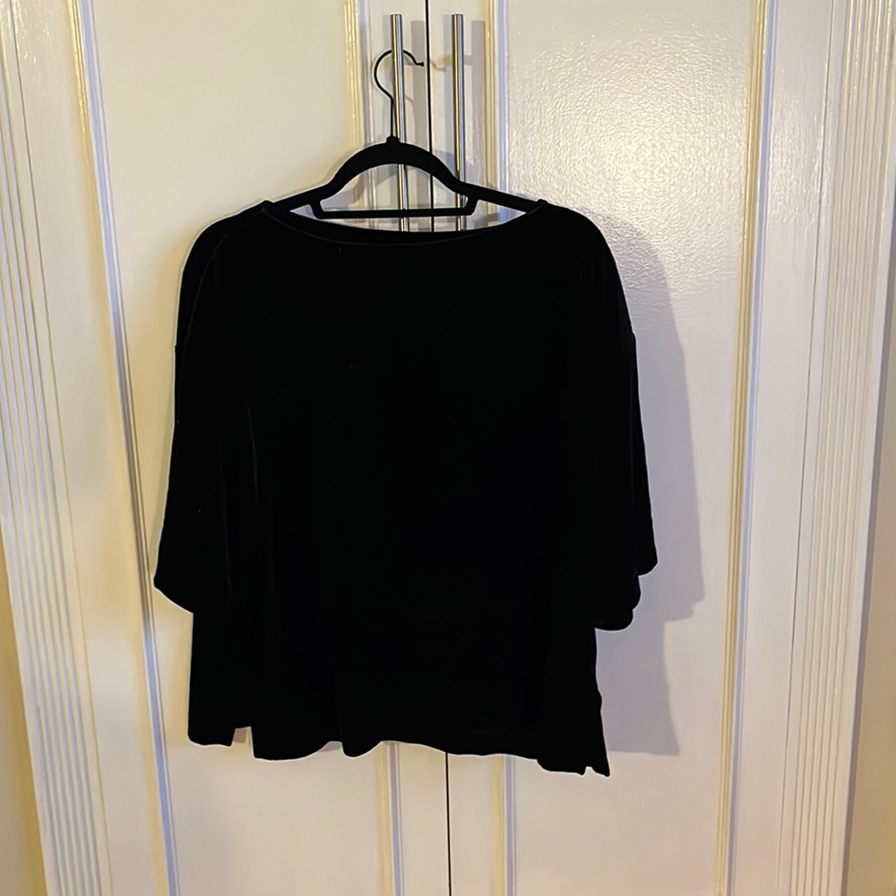 Uniqlo velour scoop neck top